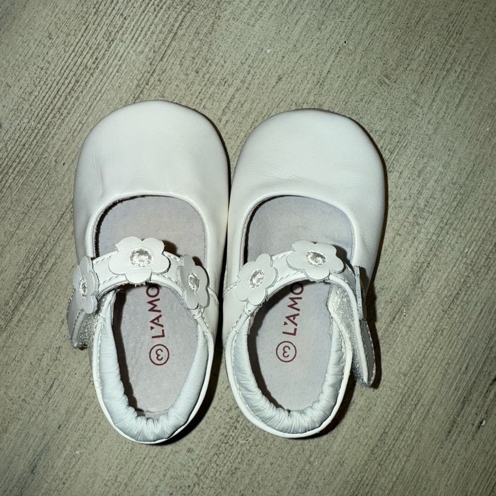 L'Amour White Kids Shoes